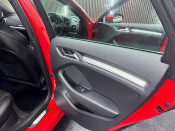 AUDI A3 2.0 TDI S line Sportback S Tronic quattro Euro 6 (s/s) 5dr