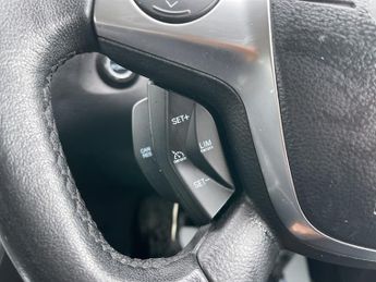 FORD FOCUS 1.6 Titanium