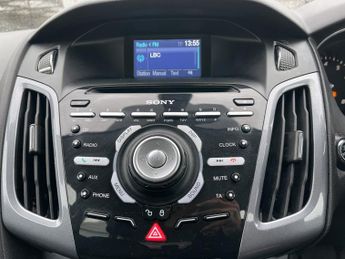 FORD FOCUS 1.6 Titanium