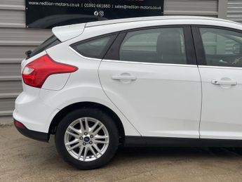 FORD FOCUS 1.6 Titanium