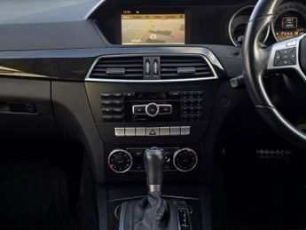 MERCEDES-BENZ C CLASS 2.1 C220 CDI BlueEfficiency Sport