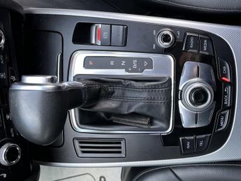 AUDI A4 AVANT 2.0 TDI SE Technik