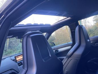 MERCEDES-BENZ C CLASS 6.3 C63 V8 AMG G-Tronic Euro 5 4dr