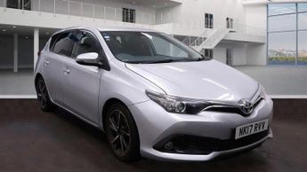 Toyota Auris 1.6 D-4D Design Euro 6 (s/s) 5dr (Safety Sense)