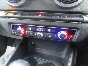 AUDI A3 2.0 TDI S line Sportback S Tronic quattro Euro 6 (s/s) 5dr