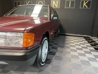 MERCEDES-BENZ 190 2.0