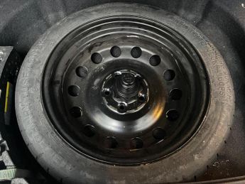 VOLKSWAGEN GOLF 1.6 TDI BlueMotion Tech SE