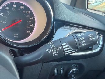 VAUXHALL ASTRA 1.4i Turbo SRi Auto Euro 6 (s/s) 5dr