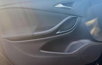 VAUXHALL ASTRA 1.4i Turbo SRi Auto Euro 6 (s/s) 5dr