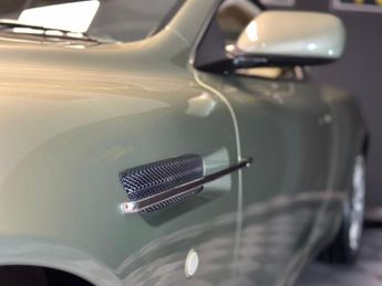 ASTON MARTIN DB9 5.9