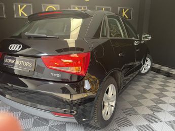 AUDI A1 1.0 TFSI SE