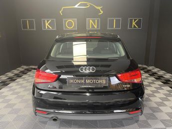 AUDI A1 1.0 TFSI SE