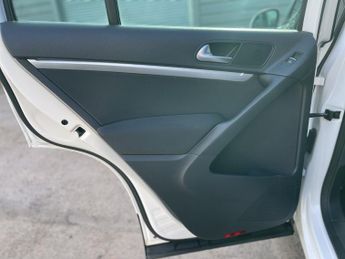 VOLKSWAGEN TIGUAN 2.0 TSI Sport