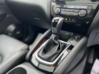 NISSAN QASHQAI 1.5 dCi Tekna