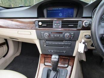 BMW 3 SERIES 3.0 325i SE Convertible - Auto - 95k GENUINE MILES, SAT NAV, Gre