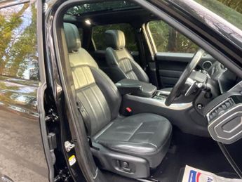 LAND ROVER RANGE ROVER SPORT 3.0 D300 MHEV HSE Dynamic Black Auto 4WD Euro 6 (s/s) 5dr