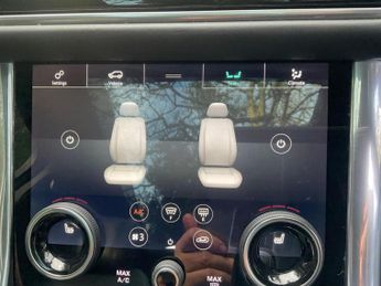 LAND ROVER RANGE ROVER SPORT 3.0 D300 MHEV HSE Dynamic Black Auto 4WD Euro 6 (s/s) 5dr