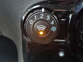 FORD FIESTA 1.6 Zetec