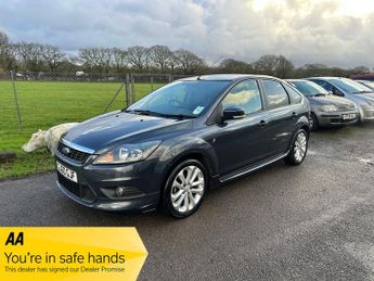 Ford Focus 1.6 Zetec S