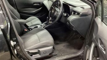 TOYOTA COROLLA 1.8 VVT-h Icon Tech Touring Sports CVT Euro 6 (s/s) 5dr