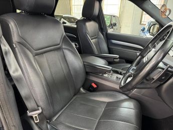 LAND ROVER DISCOVERY 3.0 SD V6 Landmark Edition Auto 4WD Euro 6 (s/s) 5dr