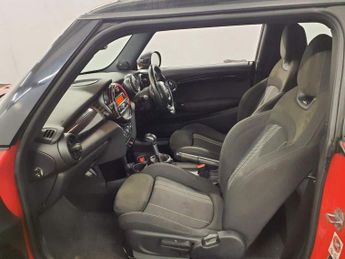 MINI HATCH 2.0 John Cooper Works Auto Euro 6 (s/s) 3dr