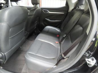 MG MG ZS 1.0 T-GDI Exclusive Auto Euro 6 5dr