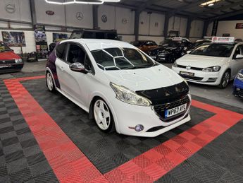 Peugeot 208 1.6 THP GTi