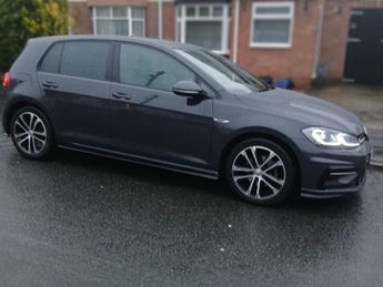 Volkswagen Golf TDi 2.0 TDI R-Line