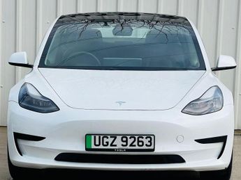 TESLA MODEL 3 Standard Range Plus Auto RWD 4dr