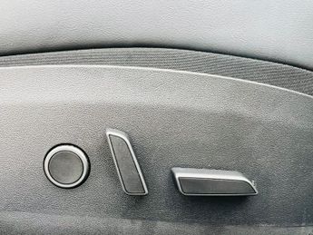 TESLA MODEL 3 Standard Range Plus Auto RWD 4dr