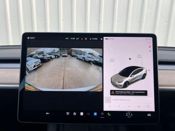TESLA MODEL 3 Standard Range Plus Auto RWD 4dr