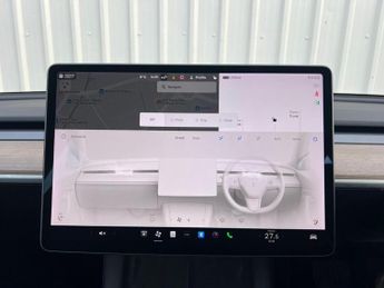 TESLA MODEL 3 Standard Range Plus Auto RWD 4dr