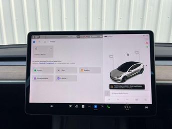 TESLA MODEL 3 Standard Range Plus Auto RWD 4dr