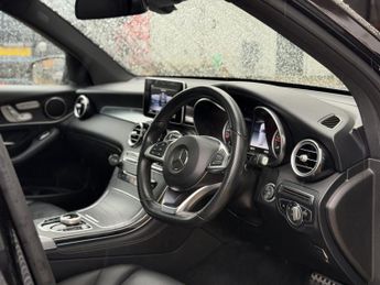 MERCEDES-BENZ GLC 2.1 GLC220d AMG Line Premium