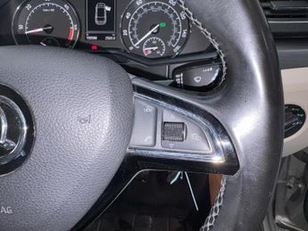 SKODA SUPERB 2.0 TDI SE L Executive DSG Auto 6Spd Euro 6 (s/s) 5dr