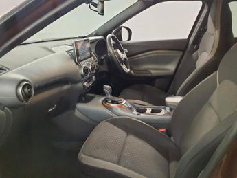 NISSAN JUKE 1.0 DIG-T N-Connecta DCT Auto Euro 6 (s/s) 5dr