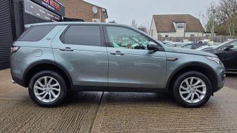 LAND ROVER DISCOVERY SPORT 2.0 TD4 SE Tech Auto 4WD Euro 6 (s/s) 5dr