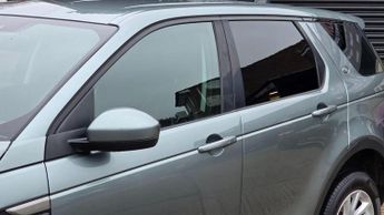 LAND ROVER DISCOVERY SPORT 2.0 TD4 SE Tech Auto 4WD Euro 6 (s/s) 5dr