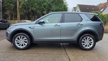 LAND ROVER DISCOVERY SPORT 2.0 TD4 SE Tech Auto 4WD Euro 6 (s/s) 5dr
