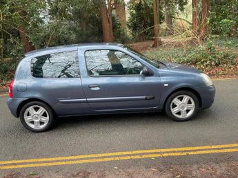 RENAULT CLIO 1.2 16v Extreme 4 3dr