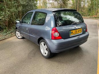 RENAULT CLIO 1.2 16v Extreme 4 3dr
