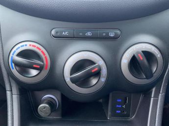 HYUNDAI I10 1.2 Active Auto Euro 5 5dr