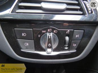 BMW 5 SERIES 2.0 520d xDrive SE Touring Full Service History.