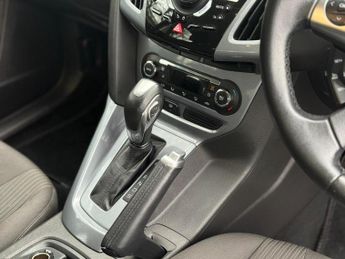 FORD FOCUS 1.6 Titanium Powershift Euro 5 5dr