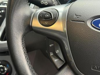 FORD FOCUS 1.6 Titanium Powershift Euro 5 5dr