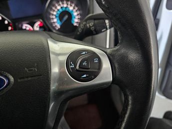 FORD FOCUS 1.6 Titanium Navigator Powershift Euro 5 5dr