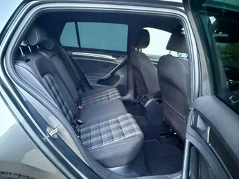 VOLKSWAGEN GOLF 2.0 TDI BlueMotion Tech GTD