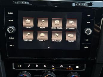 VOLKSWAGEN GOLF 2.0 TDI BlueMotion Tech GTD