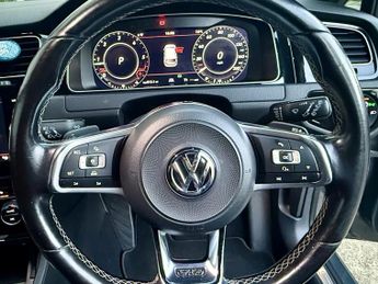 VOLKSWAGEN GOLF 2.0 TDI BlueMotion Tech GTD